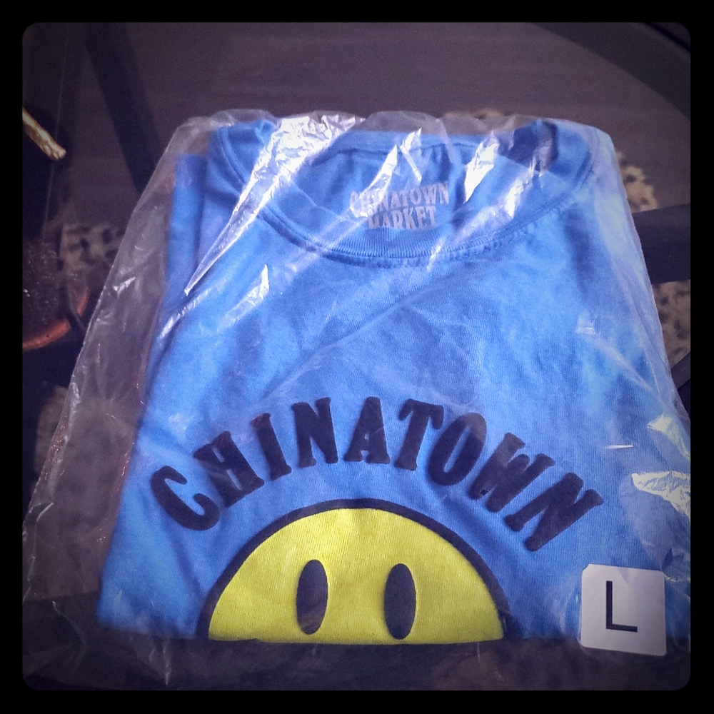 Chinatown Market smiley face T-shirt